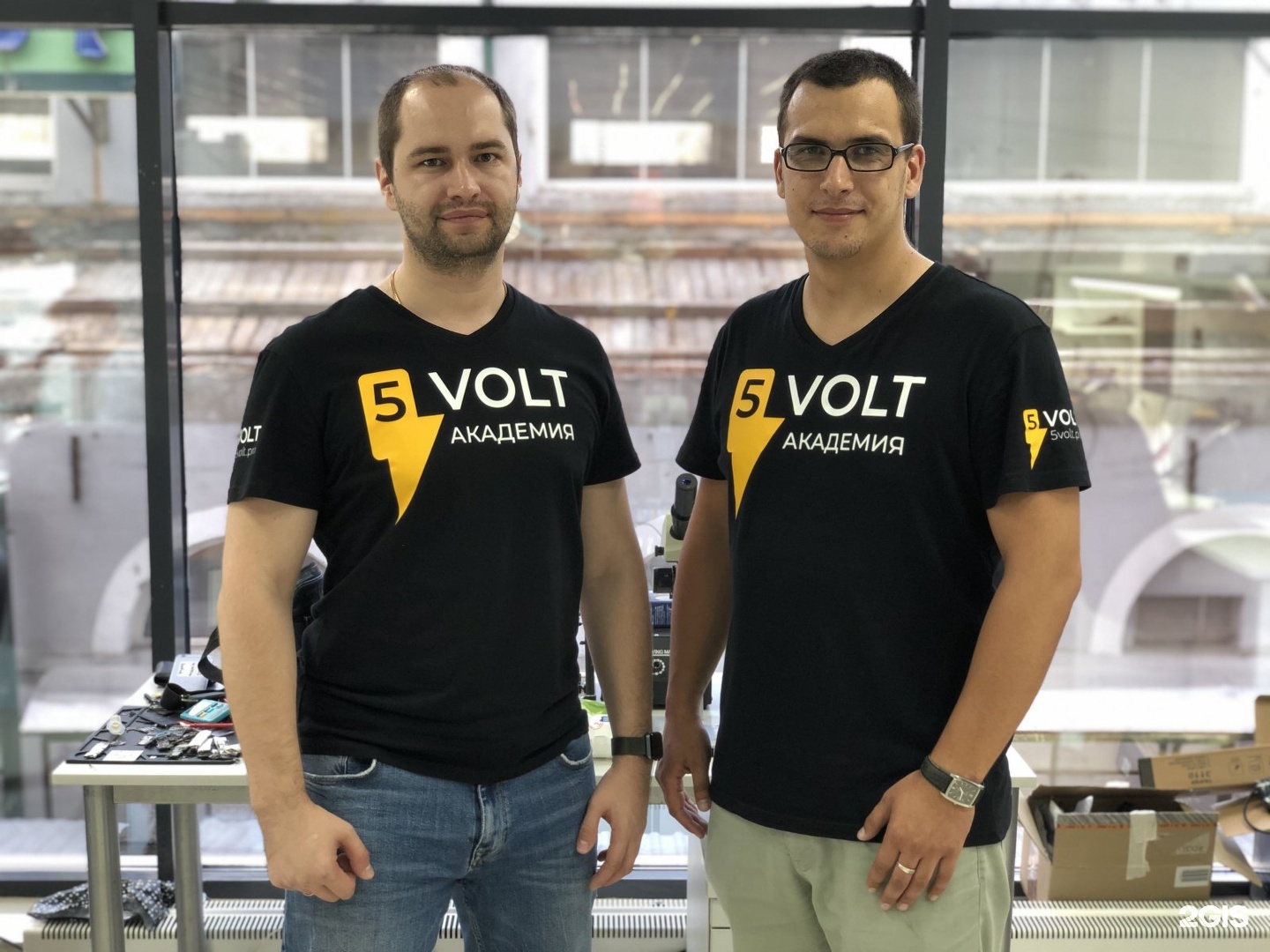 Мастерская 5ВОЛЬТ — 10 оборудованных рабочих станций